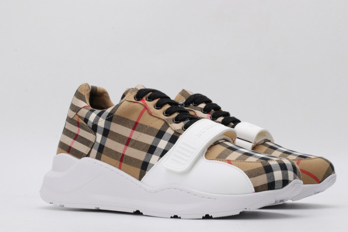 BUBERY SNEAKER
