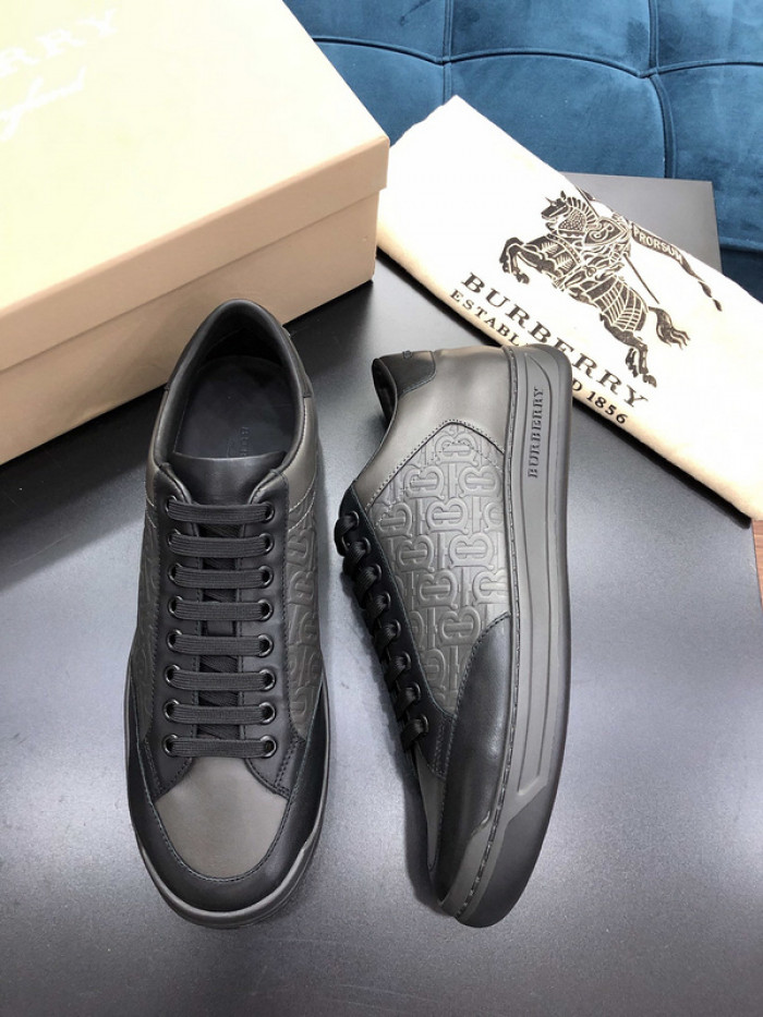 BUBERY SNEAKER