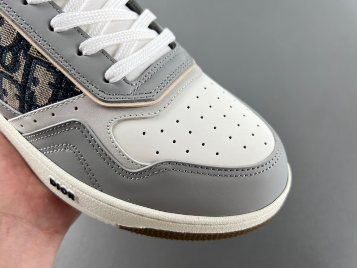 LOW DIOR OBLIQUE GALAXY B27