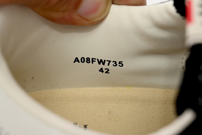 MIHARA YASUHIRO VINTAGE WHITE BLACK MY9